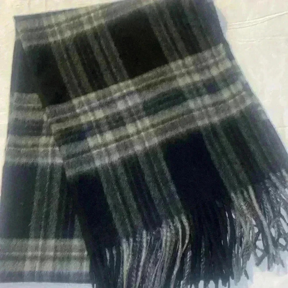 Weekend by Max Mara wool scarf - Picture 3 of 4